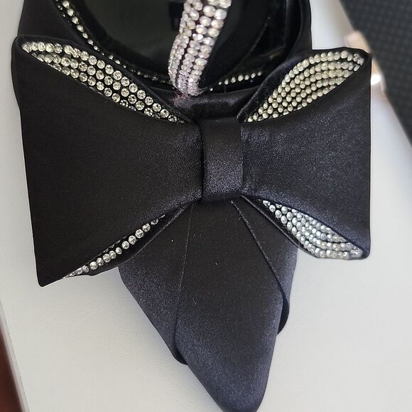 Express NWT Black Pointed Toe Rhinestone Bow Strappy Heels, Size 10 - Picture 5 of 6